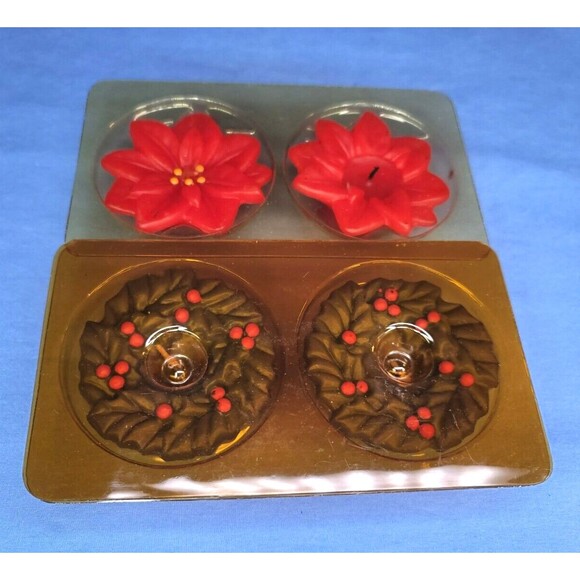 Christmas Avon Floating Candles Poinsettia & Holly Berry Wreath Scented Set of 2 - Picture 1 of 6